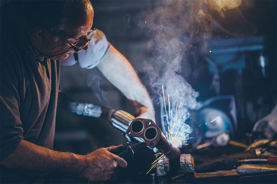 Compatible Gases and Fluids: Safety Starts with the Right Valve